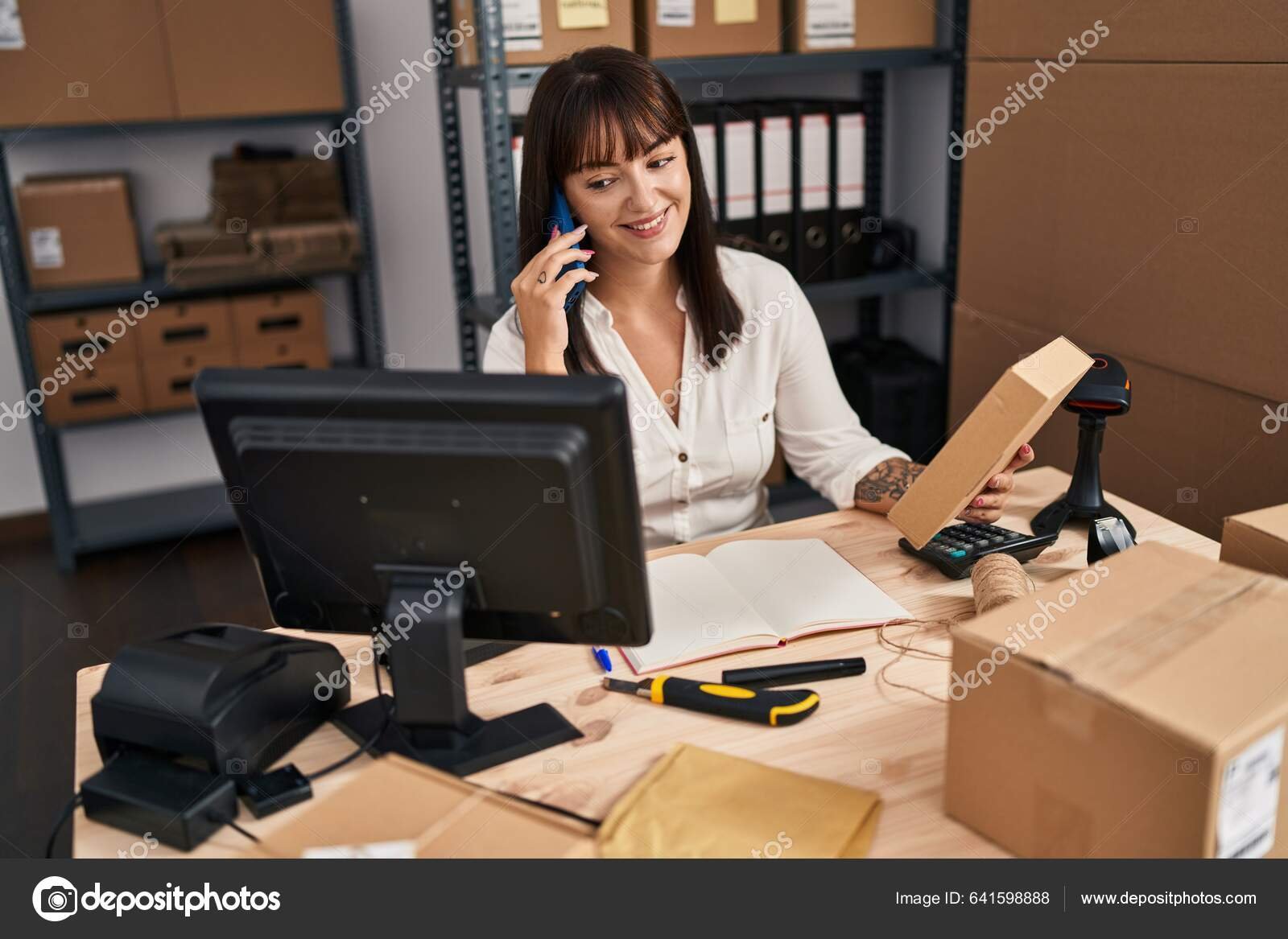 depositphotos_641598888-stock-photo-young-beautiful-hispanic-woman-ecommerce