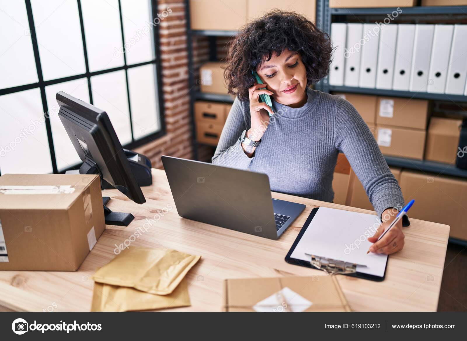 depositphotos_619103212-stock-photo-young-beautiful-hispanic-woman-ecommerce